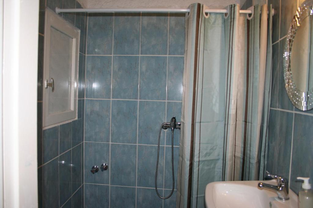 Pension Vasiliki Skiathos Town Room photo